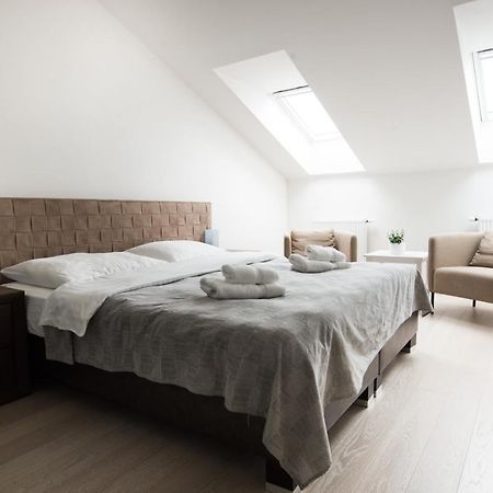 Spa Apartments Bulharska Κάρλοβι Βάρι Εξωτερικό φωτογραφία