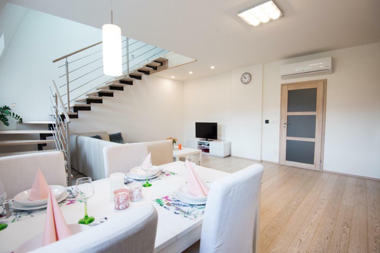 Spa Apartments Bulharska Κάρλοβι Βάρι Εξωτερικό φωτογραφία