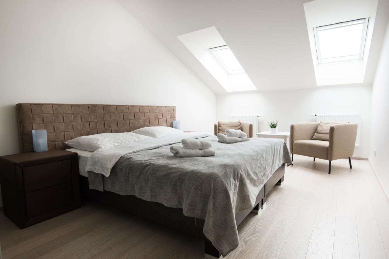 Spa Apartments Bulharska Κάρλοβι Βάρι Εξωτερικό φωτογραφία