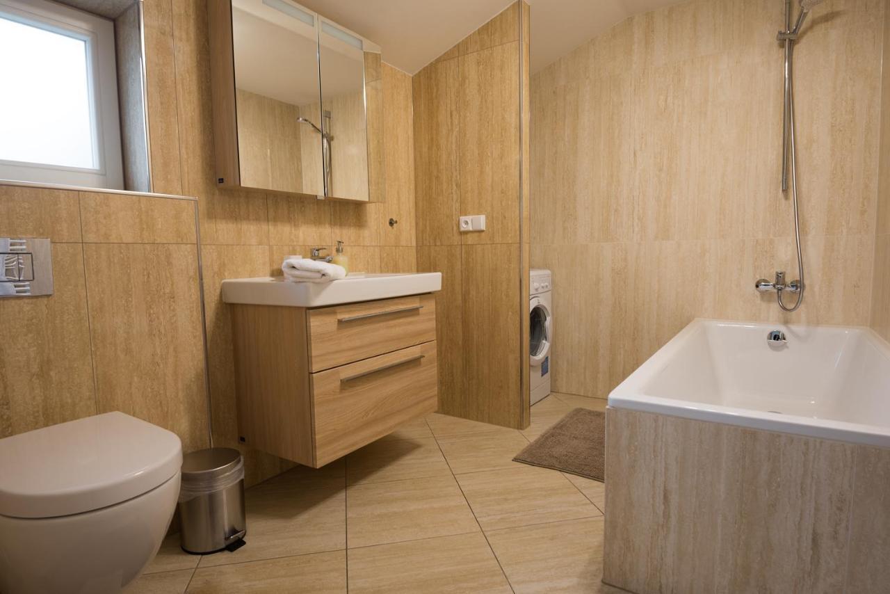 Spa Apartments Bulharska Κάρλοβι Βάρι Εξωτερικό φωτογραφία